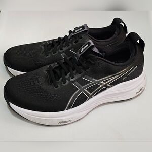 Mens Asics Gel Kayano 32 size 10